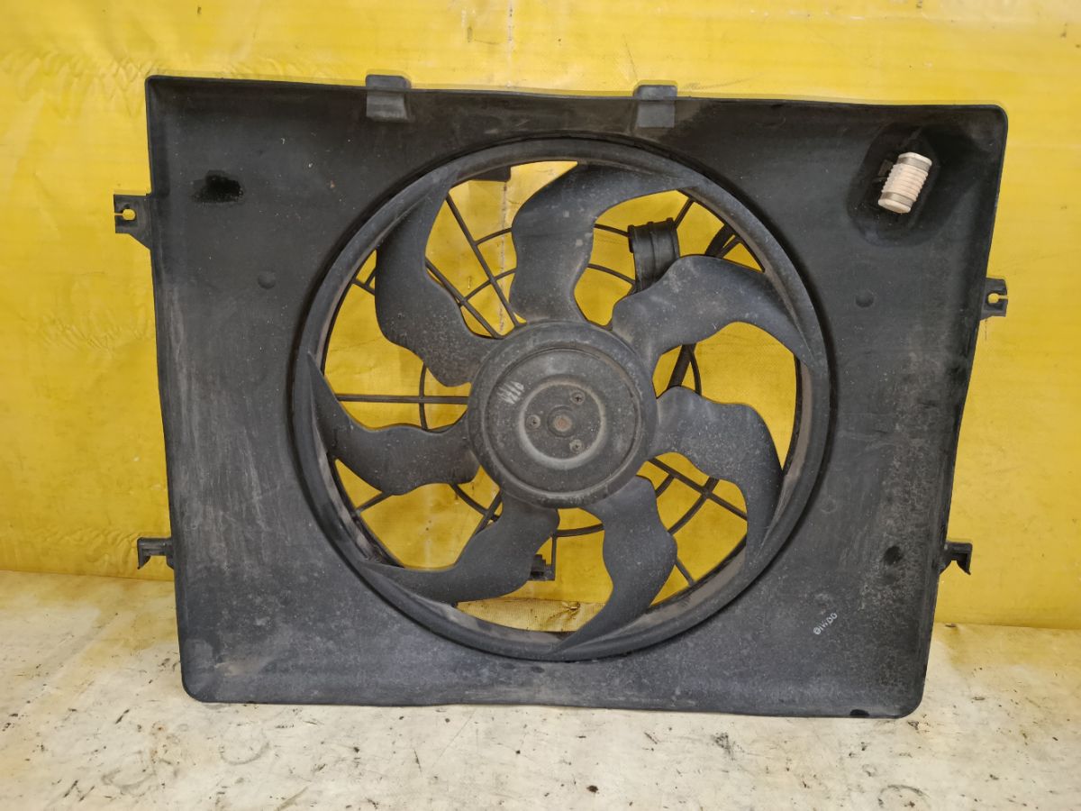 Вентилятор радиатора ДВС на Hyundai Sonata YF G4KE Фото 2