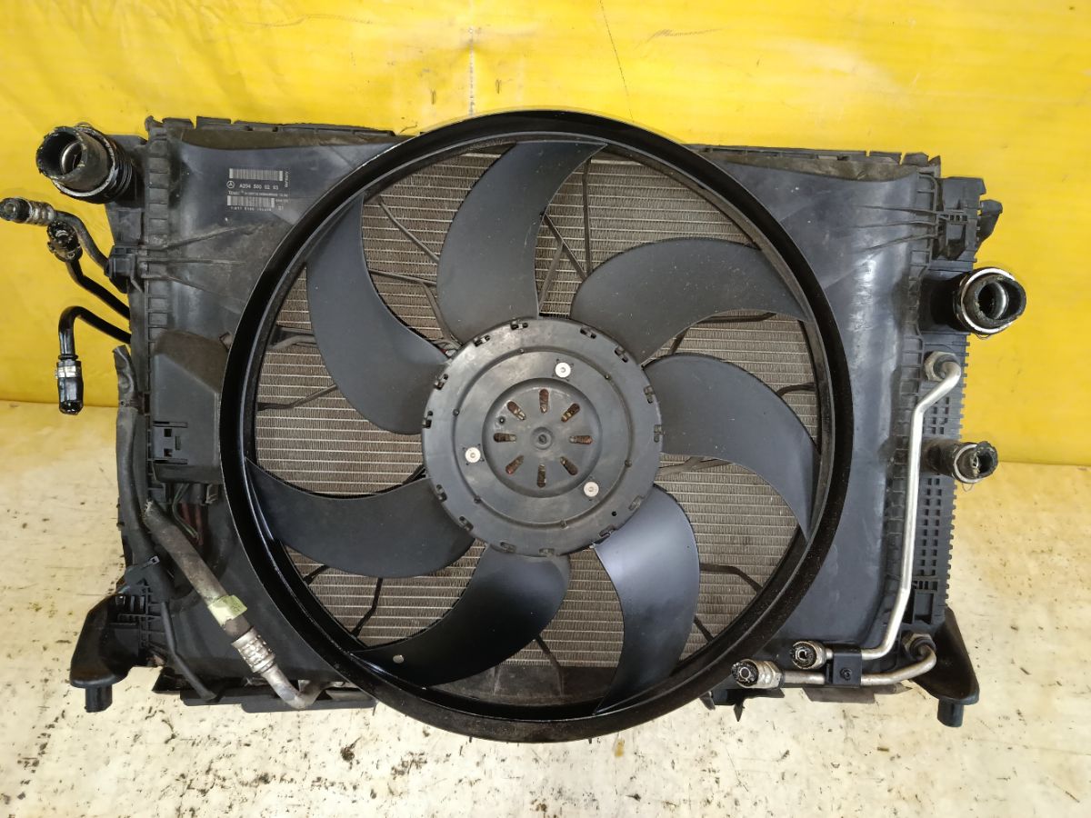 Радиатор ДВС A2045000293 на Mercedes-Benz C-Class W204.054 272.947 Фото 4