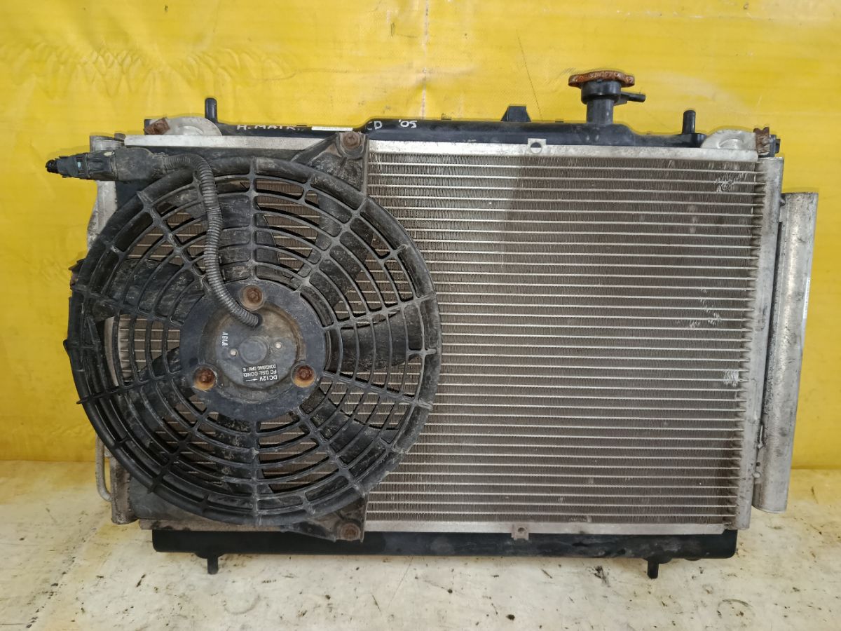 Радиатор ДВС на Hyundai Matrix FC G4ED Фото 1