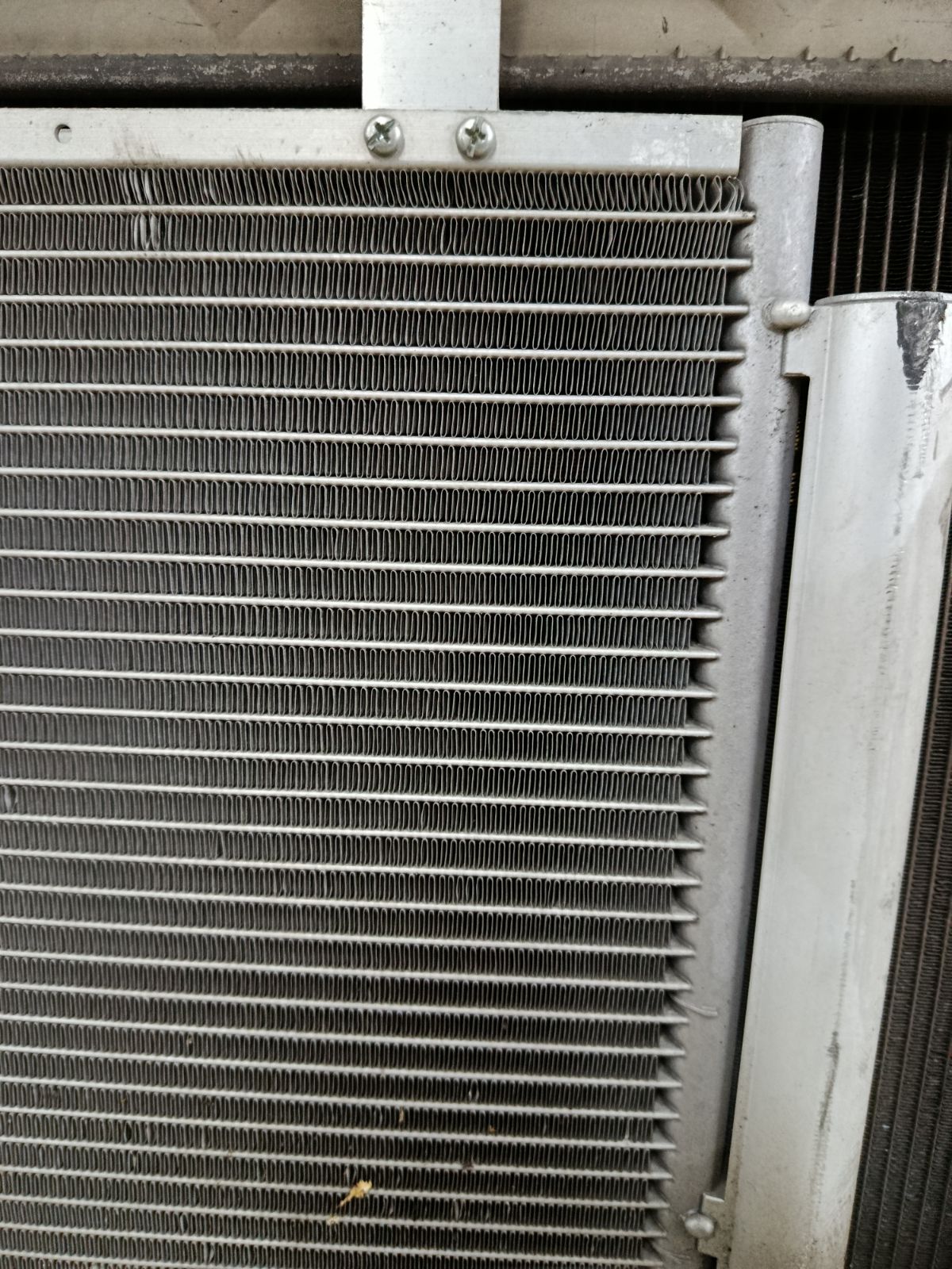 Радиатор ДВС на Suzuki Sx4 YA21S M16A Фото 2