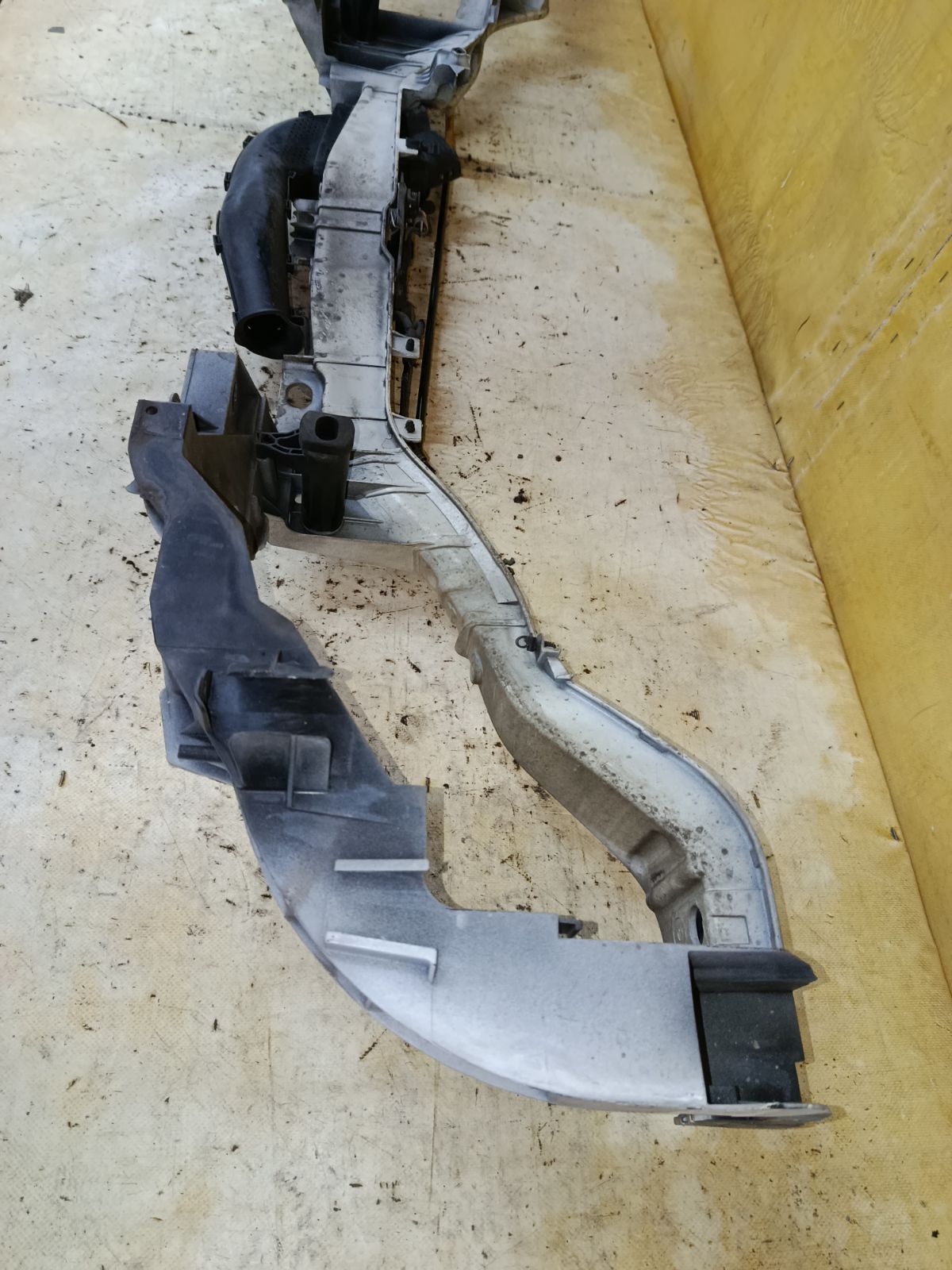 Телевизор BM51-8B041-B на Ford Focus 3 Фото 5