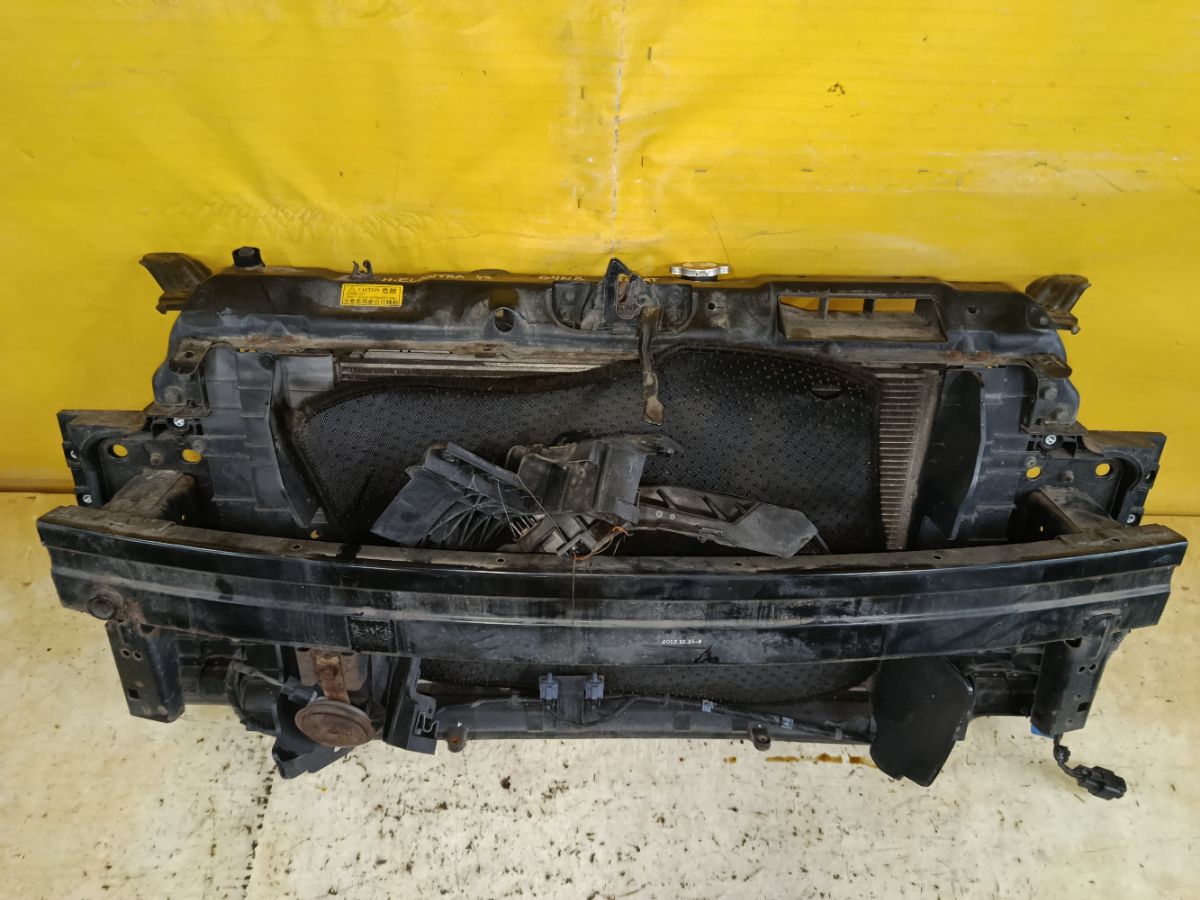 Телевизор на Hyundai Elantra MD G4NB Фото 2