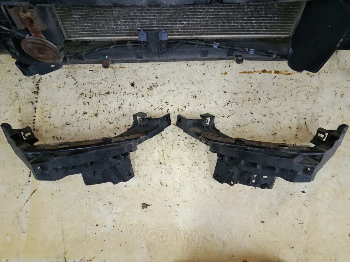 Телевизор на Hyundai Elantra MD G4NB Фото 4