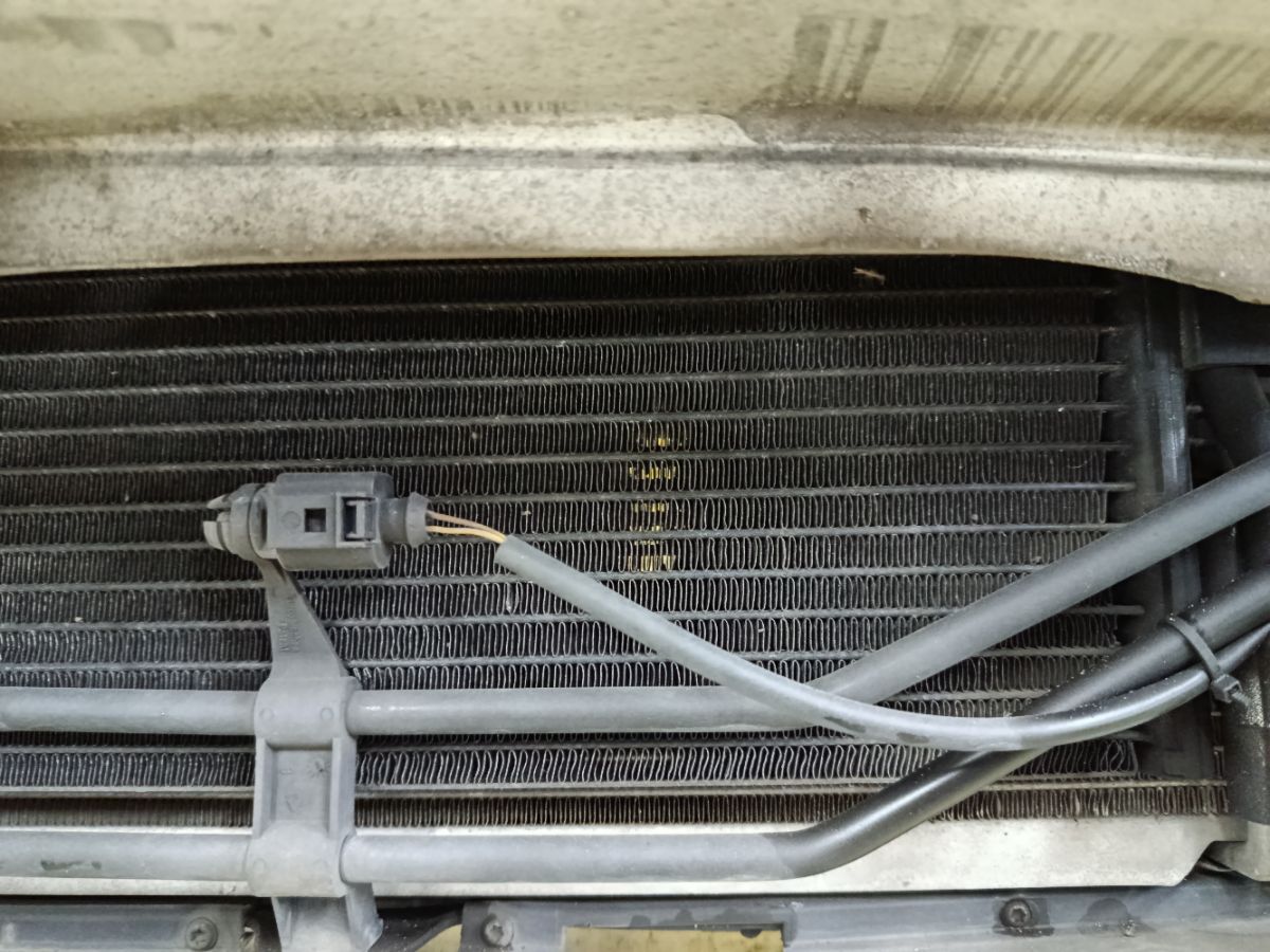 Телевизор на Audi A4 8E BBJ Фото 4