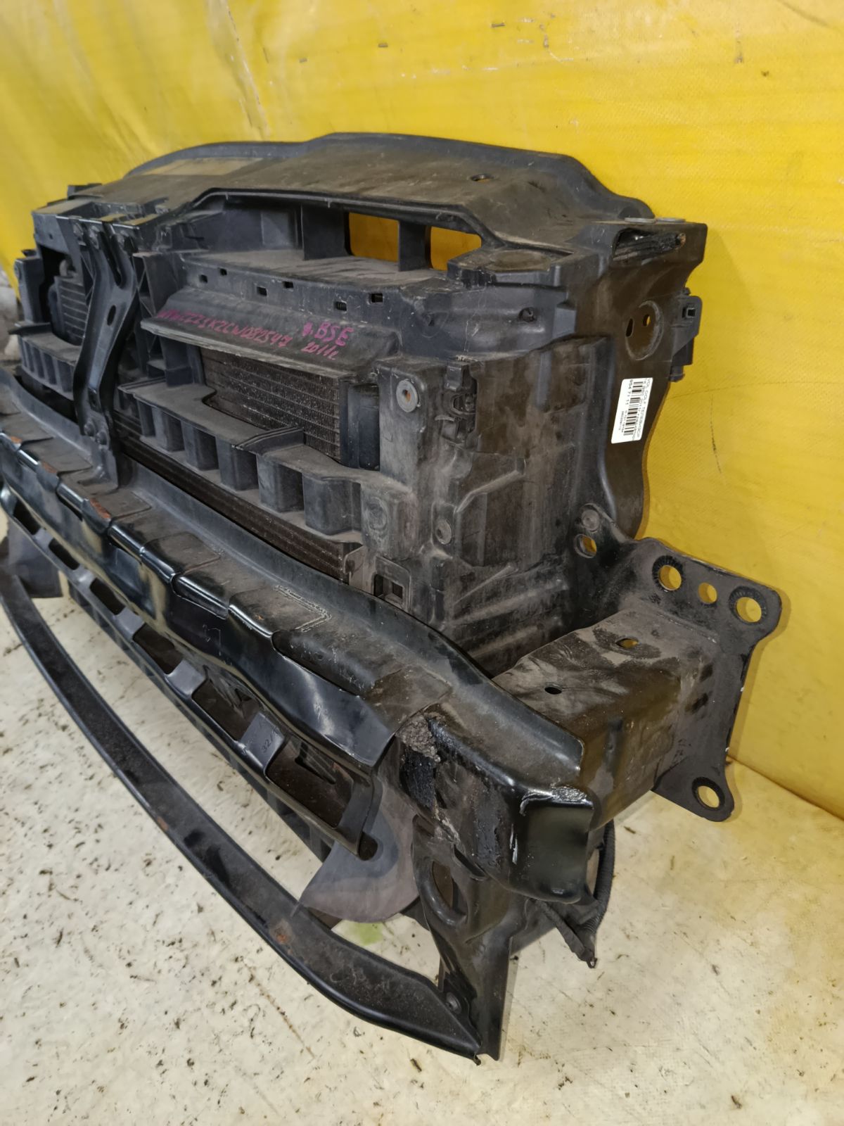 Телевизор на Volkswagen Golf V 1K BSE Фото 3