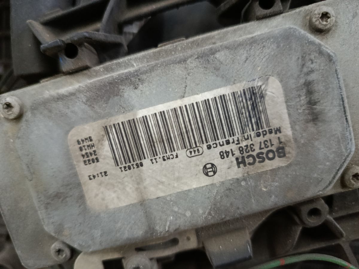 Телевизор на Mazda 3 BK5P ZY-VE Фото 10