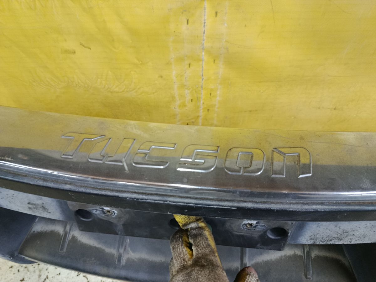 Бампер на Hyundai Tucson 1 JM Фото 16