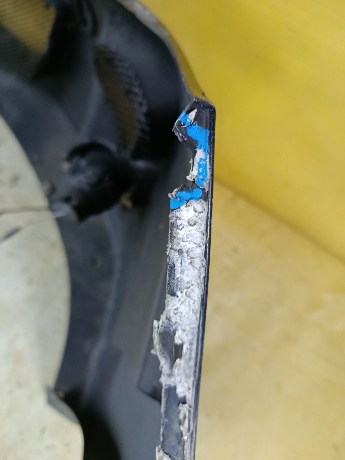 Бампер на Mazda 3 BK5P Фото 11