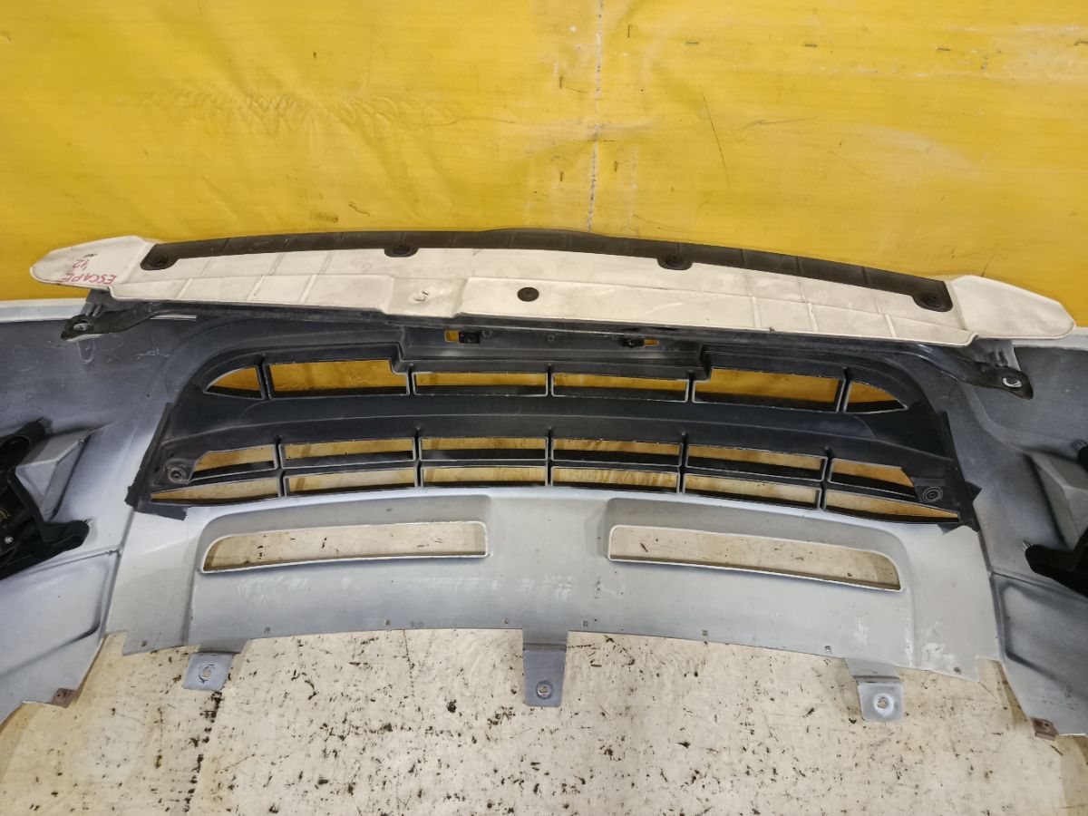 Бампер EW28-50031 на Ford Escape LFAL3P Фото 11