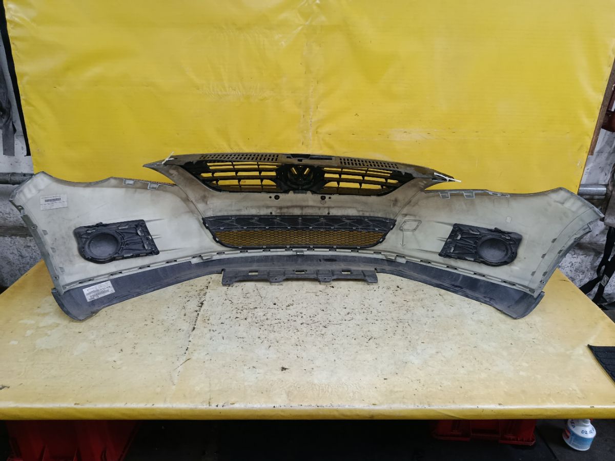 Бампер 5N0807221 на Volkswagen Tiguan 5N Фото 14