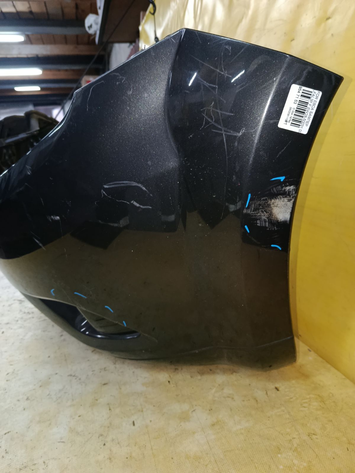 Бампер EW28-50031 на Ford Escape LFAL3P Фото 2