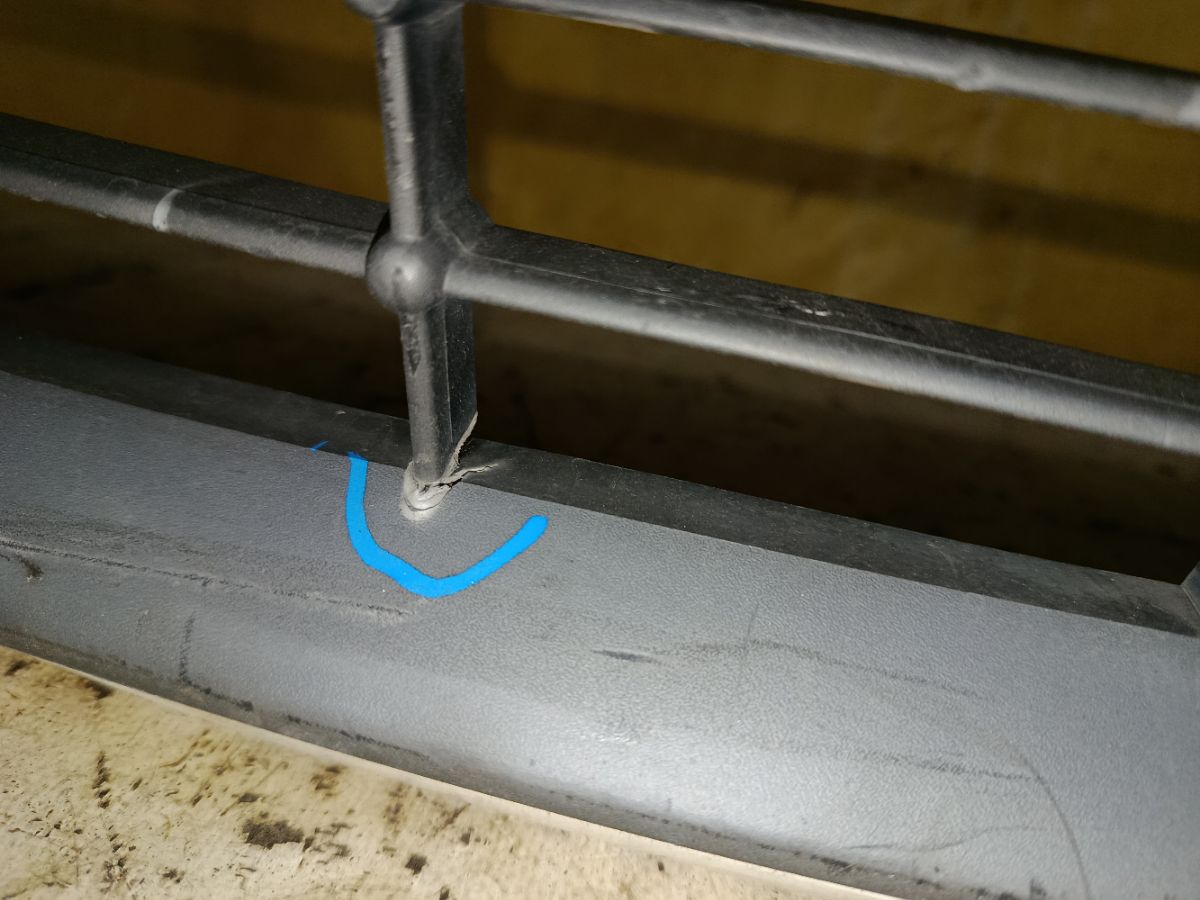 Бампер 8M59-17757-ABW на Ford Focus 2 Фото 5