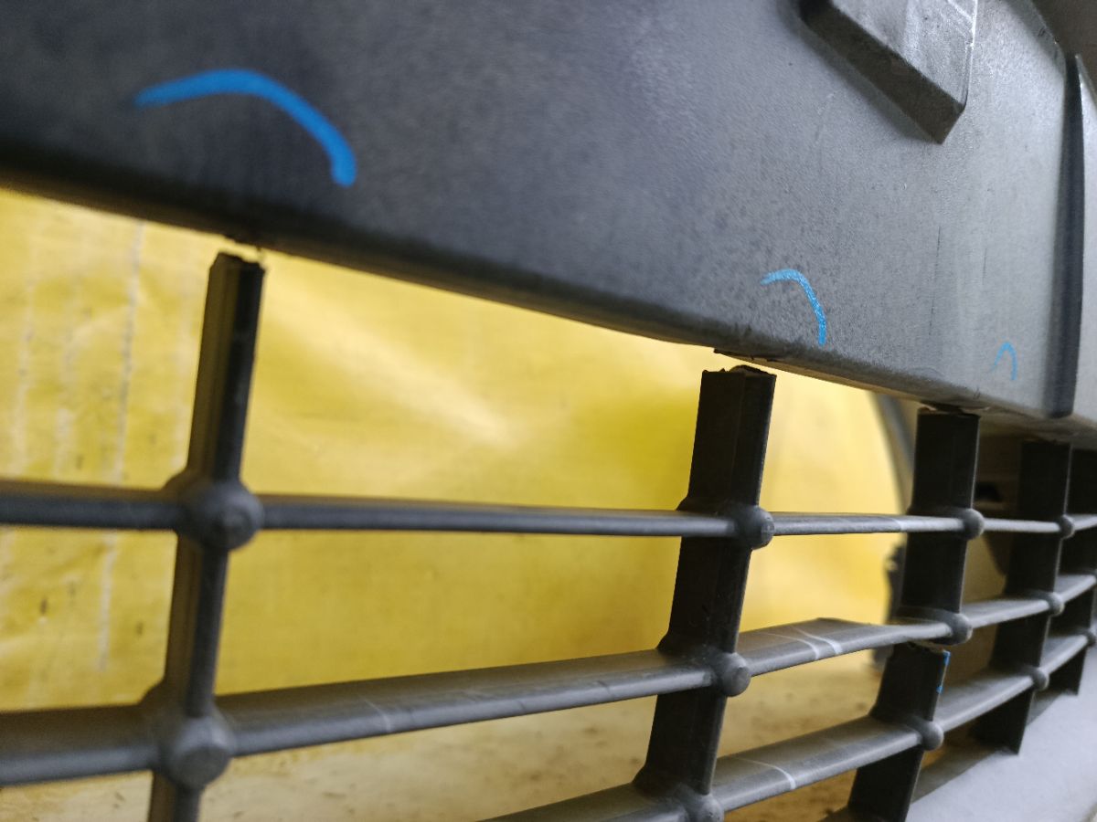 Бампер 8M59-17757-ABW на Ford Focus 2 Фото 6