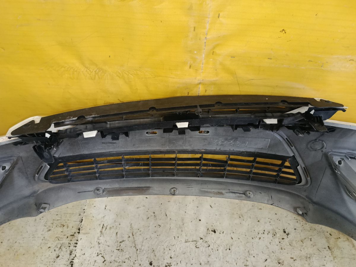 Бампер 8M59-17757-ABW на Ford Focus 2 Фото 15