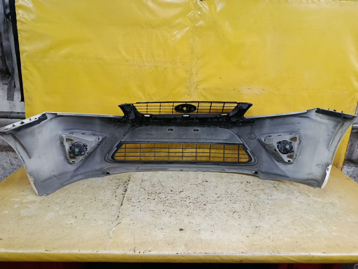 Бампер 8M59-17757-ABW на Ford Focus 2 Фото 17