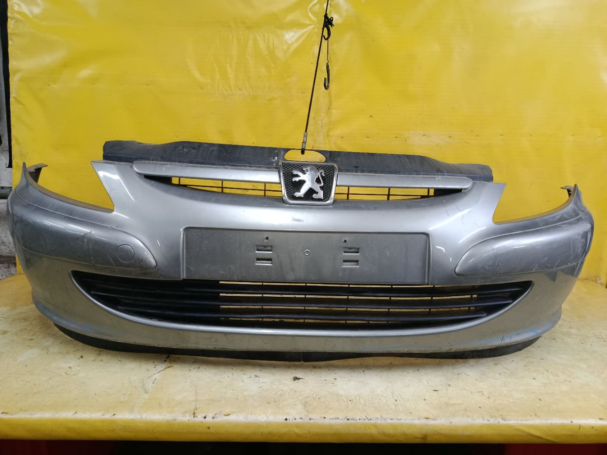 Бампер на Peugeot 307 VF33 Фото 1