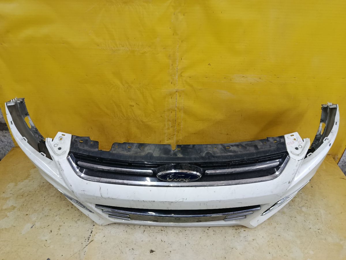 Бампер DV45-17F775 на Ford Kuga Фото 7