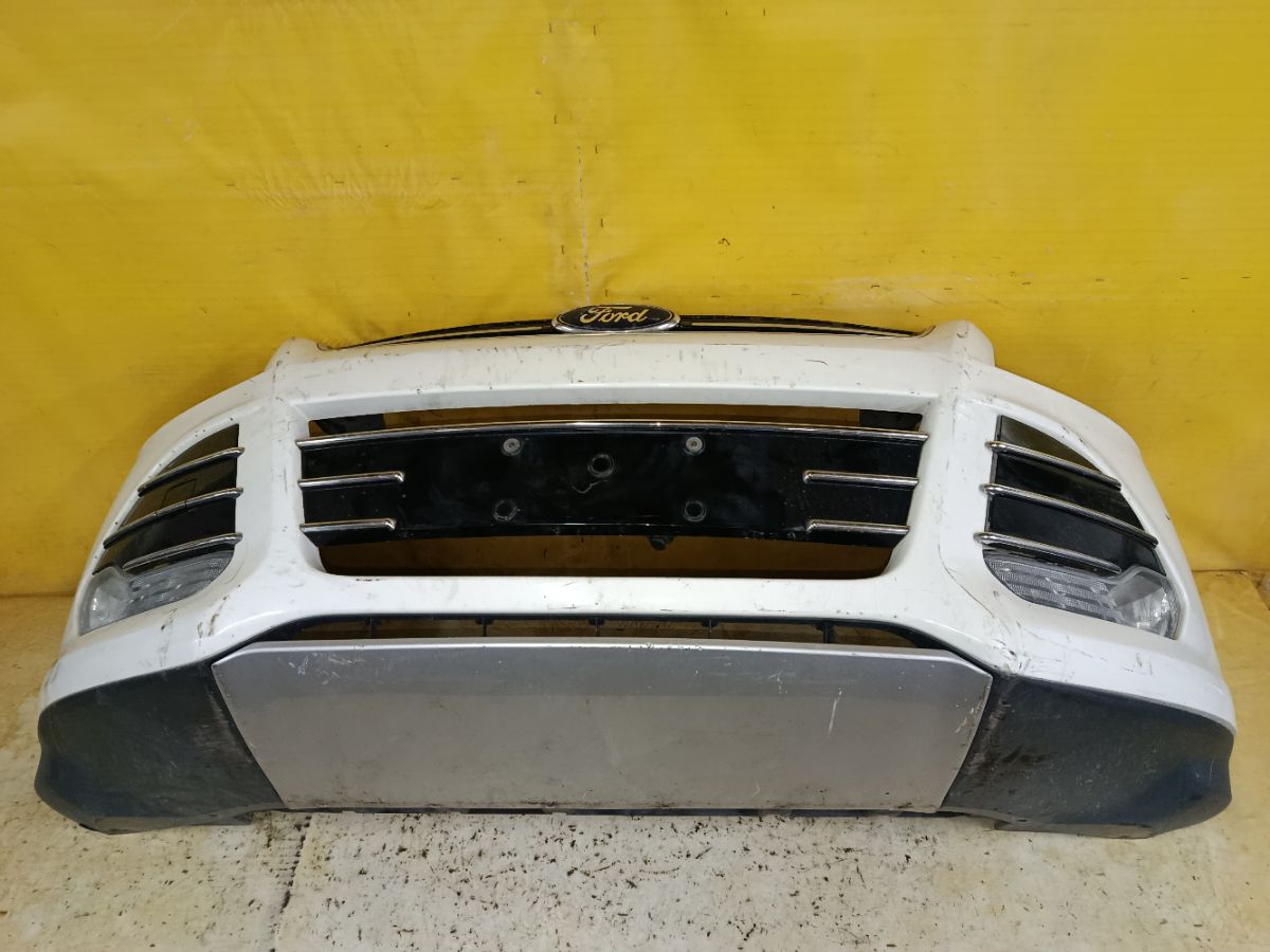 Бампер DV45-17F775 на Ford Kuga Фото 9