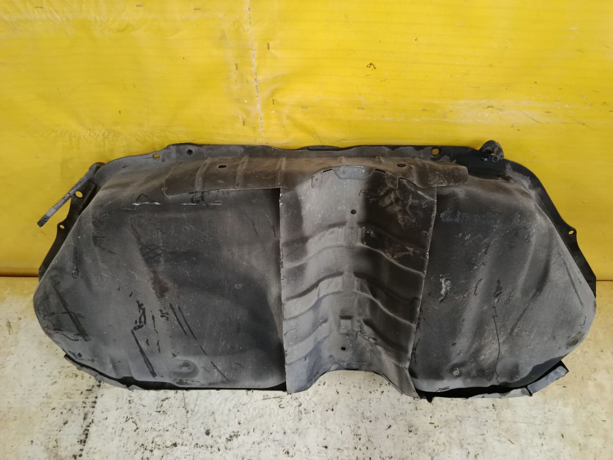 Бак топливный на Mitsubishi Chariot Grandis N84W 4G64 Фото 5