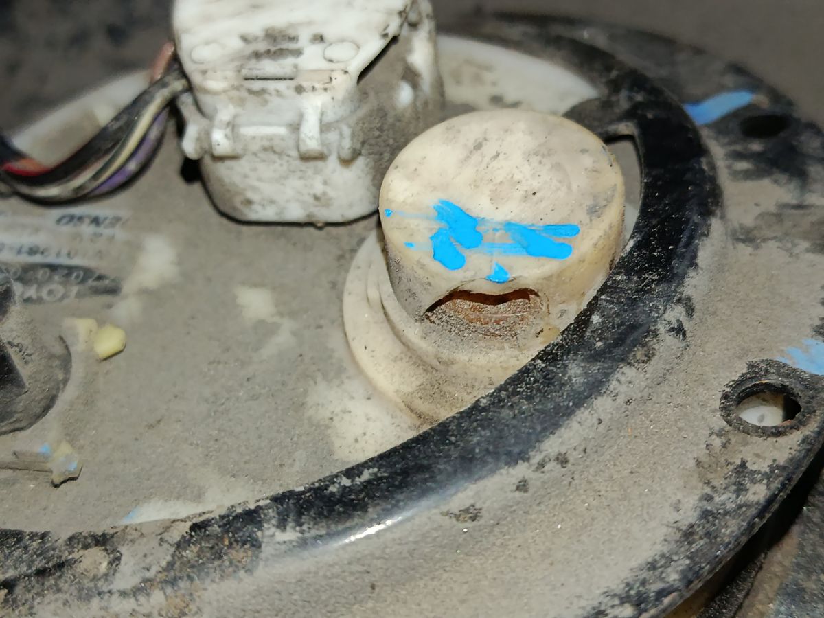 Бак топливный 77001-52020, 77001-52021 на Toyota Vitz NCP10 2NZ-FE Фото 4