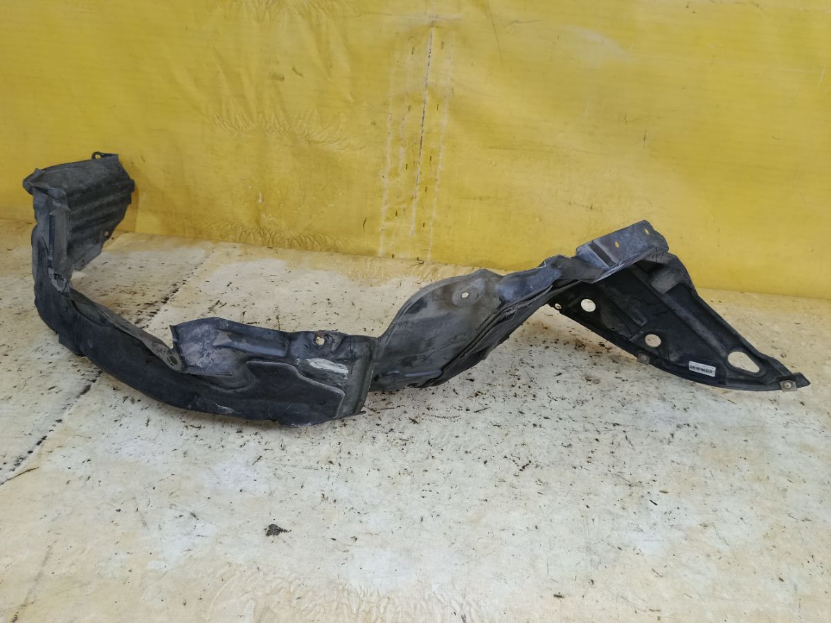 Подкрылок 63844-9Y500 на Nissan Teana J31 VQ23DE Фото 1