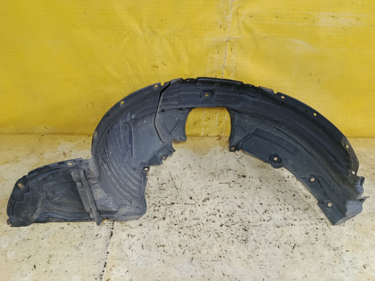 Подкрылок на Mazda 3 BL5FP ZY-VE Фото 1