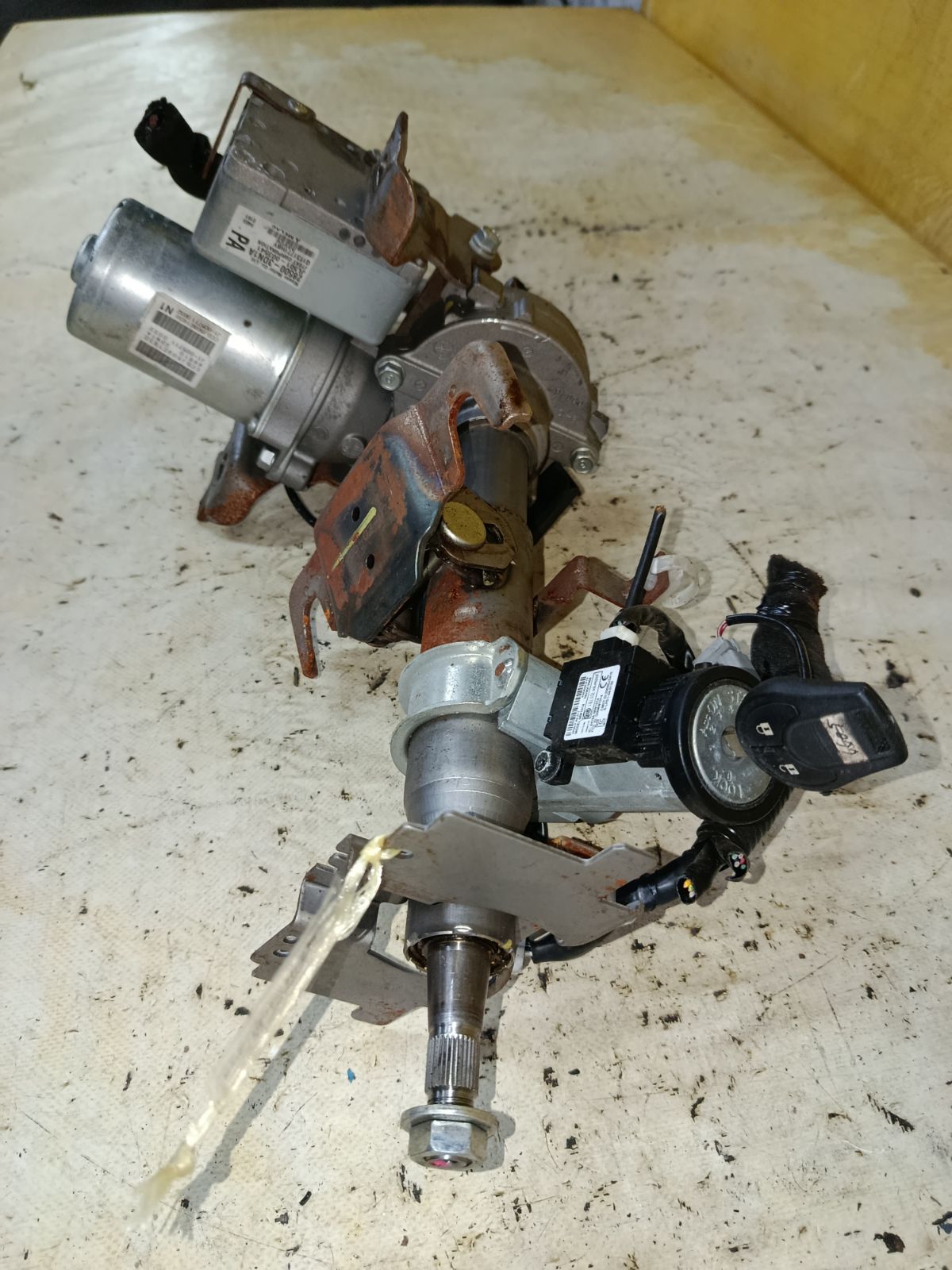 Рулевая колонка на Nissan Tiida C11 Фото 2