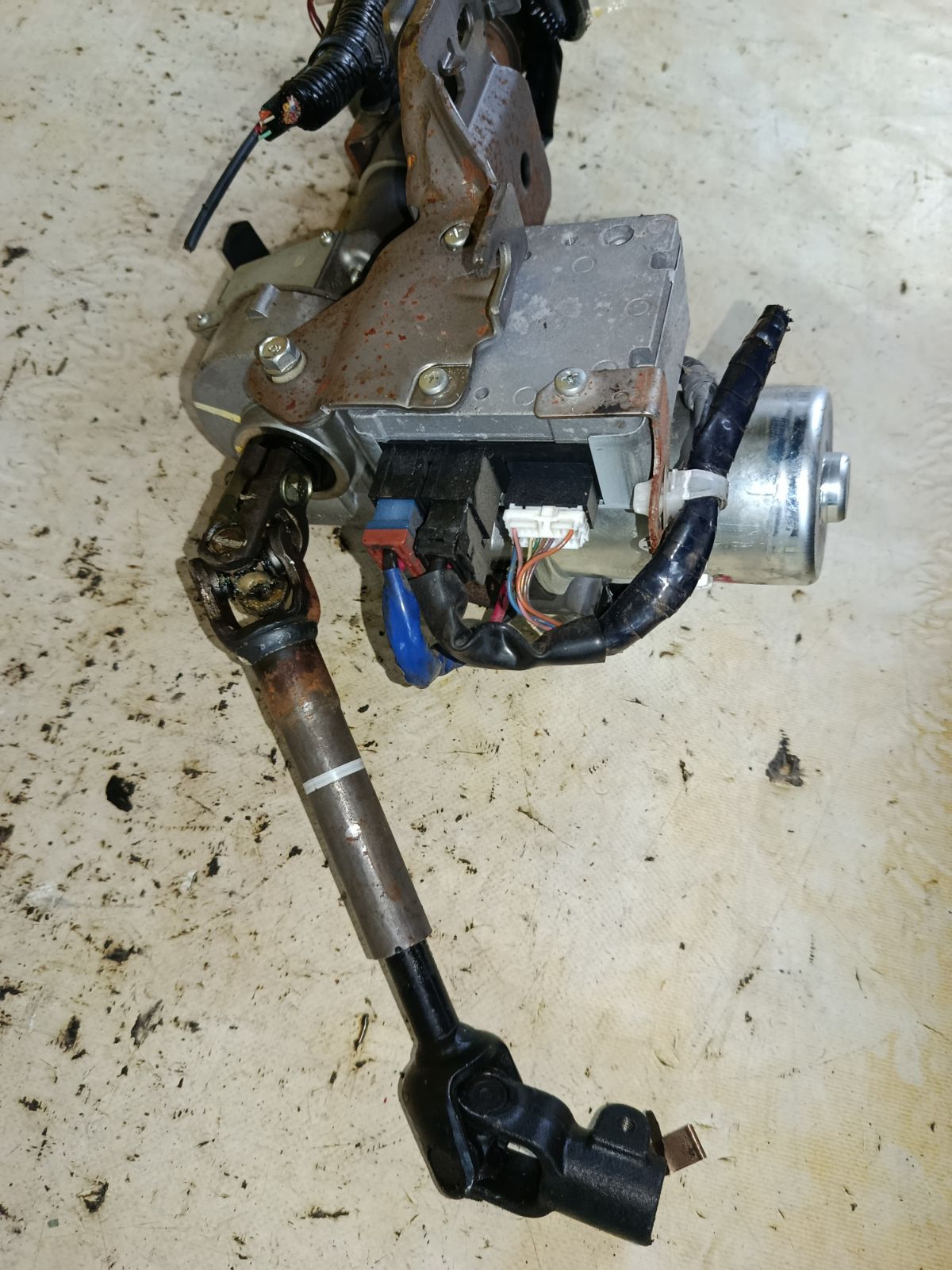 Рулевая колонка на Nissan Bluebird Sylphy KG11 Фото 3