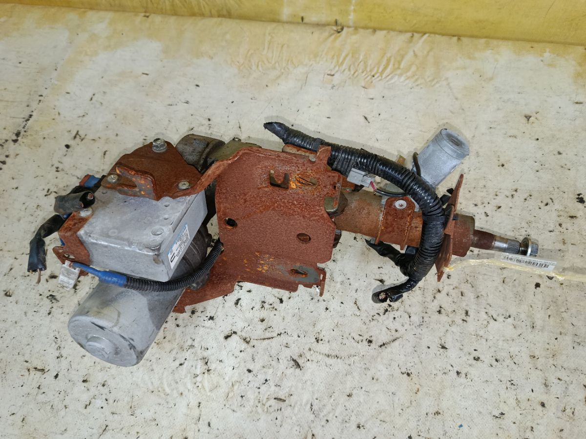 Рулевая колонка на Nissan Tiida C11 Фото 1