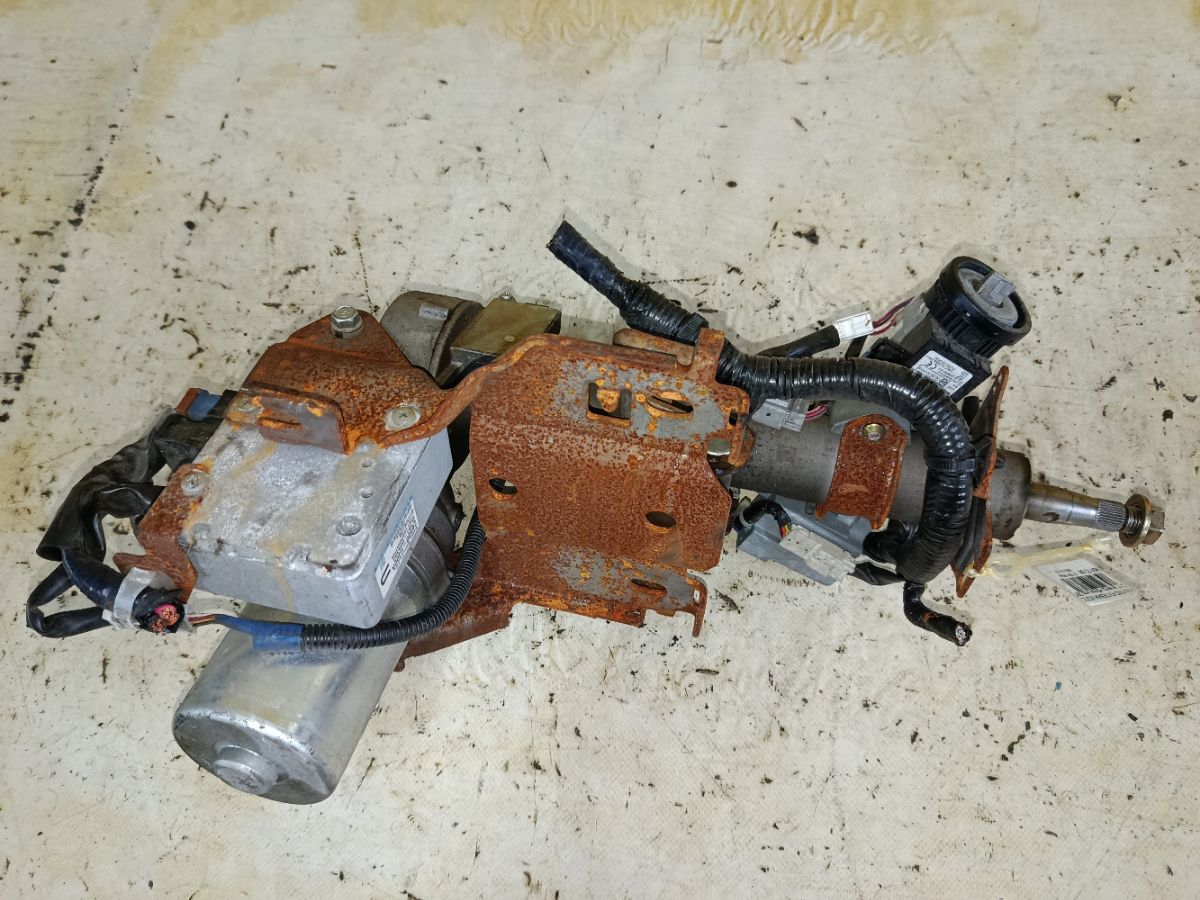 Рулевая колонка на Nissan Tiida C11 Фото 1