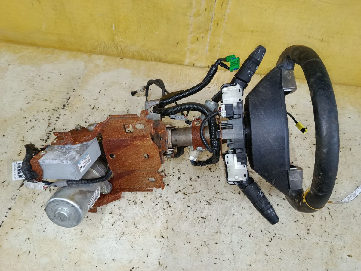 Рулевая колонка на Nissan Tiida C11 Фото 1