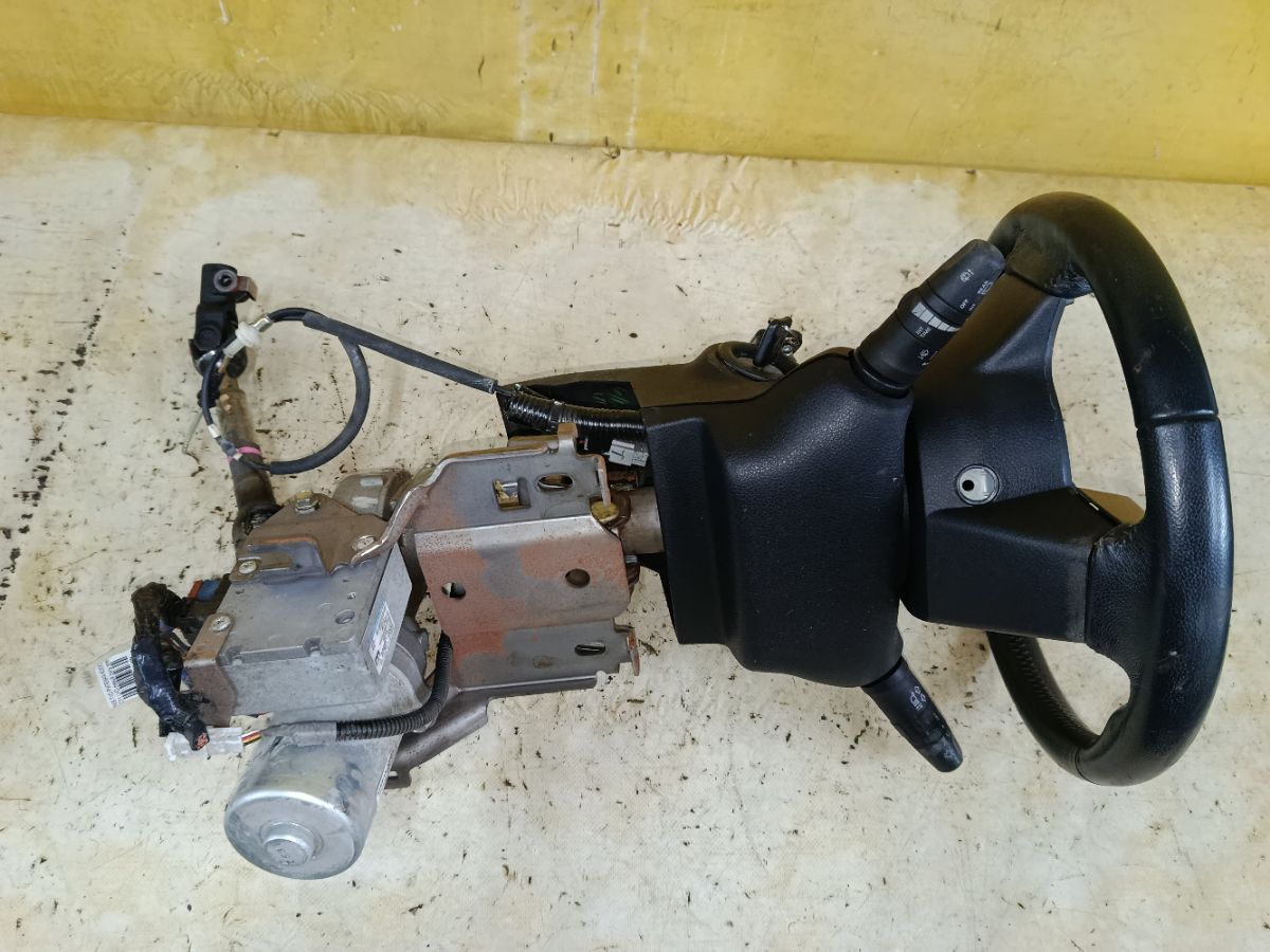 Рулевая колонка на Nissan Tiida C11 Фото 1