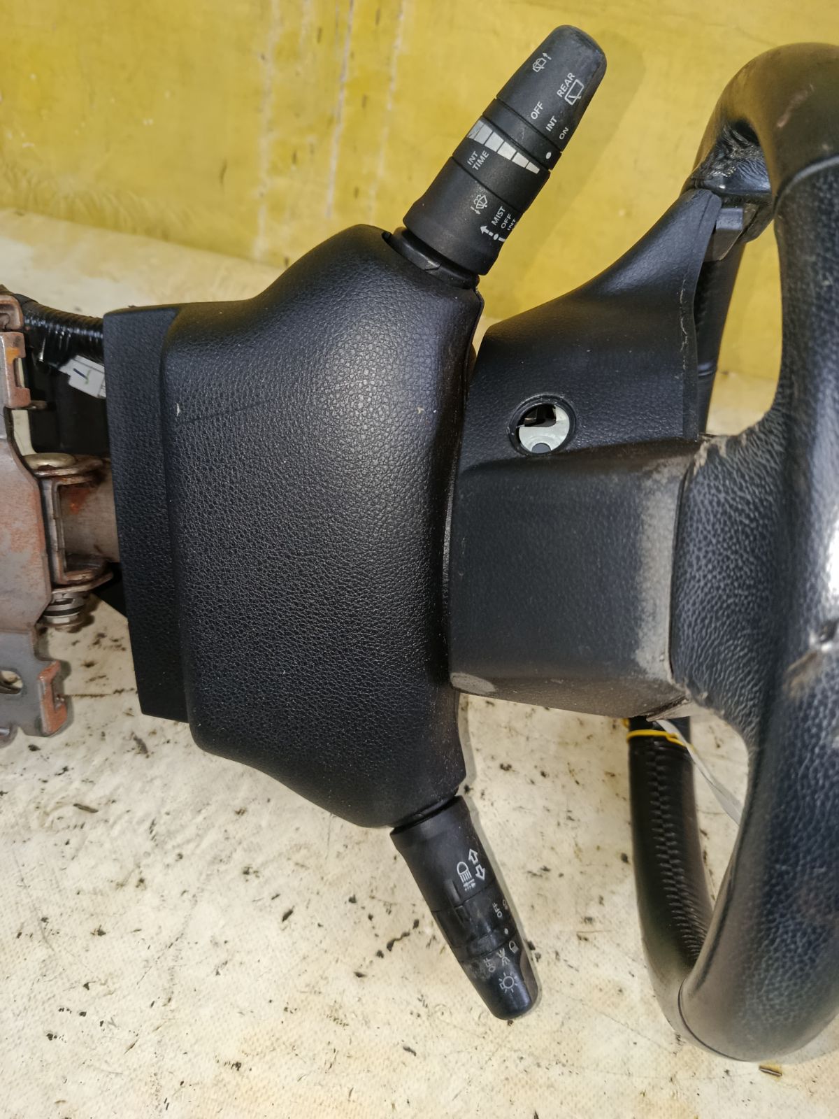 Рулевая колонка на Nissan Tiida C11 Фото 3