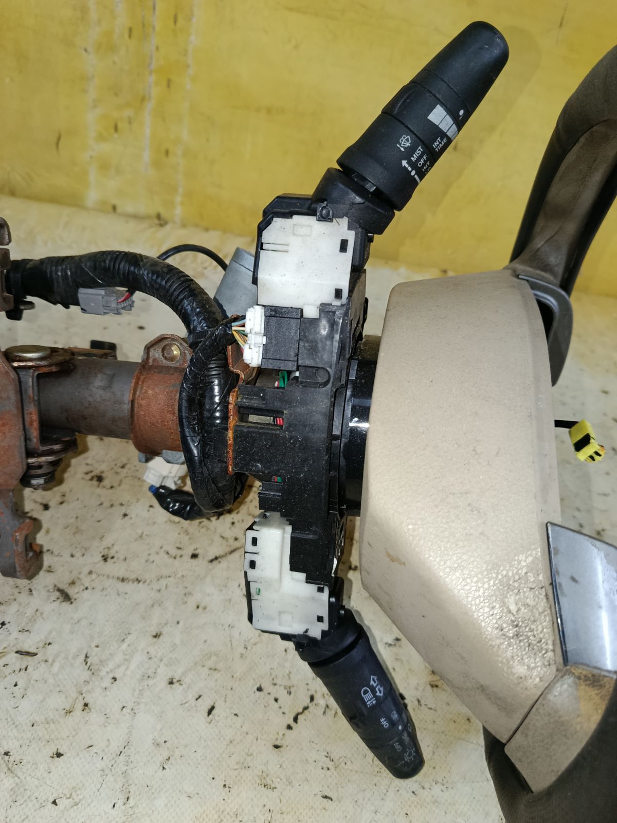 Рулевая колонка на Nissan Tiida C11 Фото 3