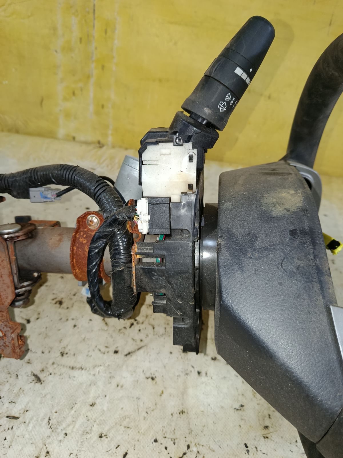 Рулевая колонка на Nissan Tiida C11 Фото 3