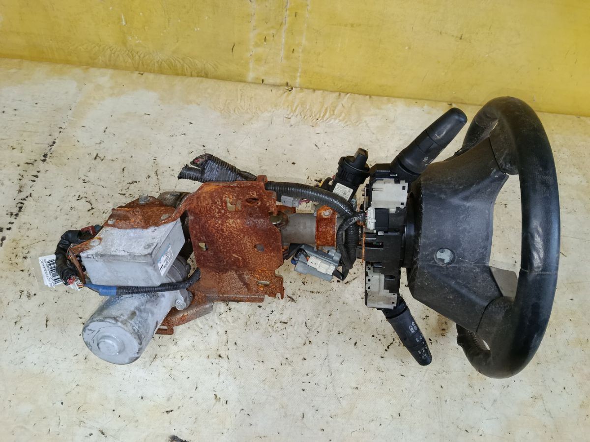 Рулевая колонка на Nissan Tiida C11 Фото 1