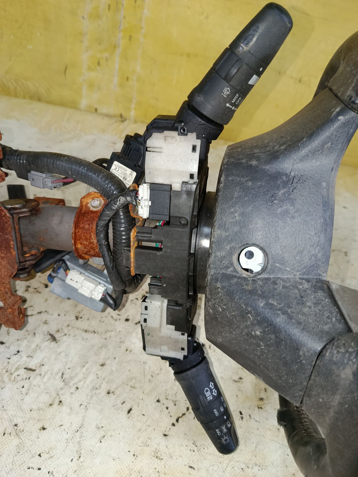 Рулевая колонка на Nissan Tiida C11 Фото 3