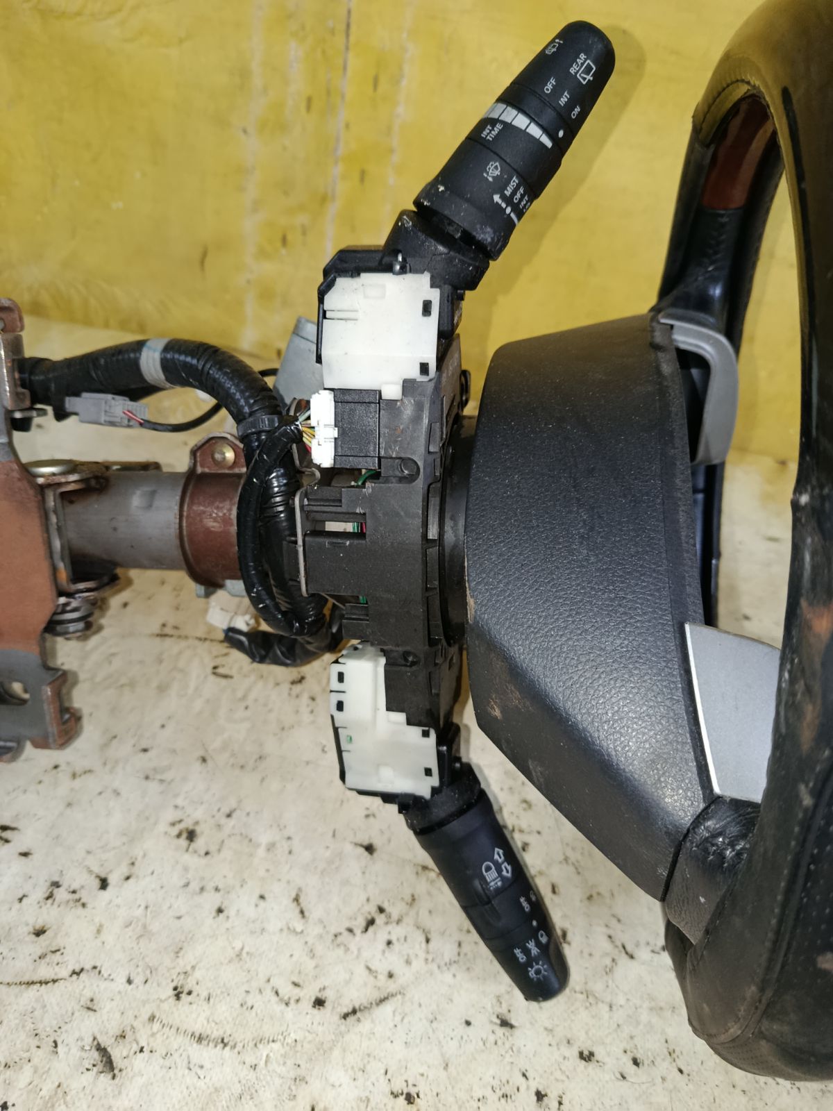 Рулевая колонка на Nissan Tiida C11 Фото 3