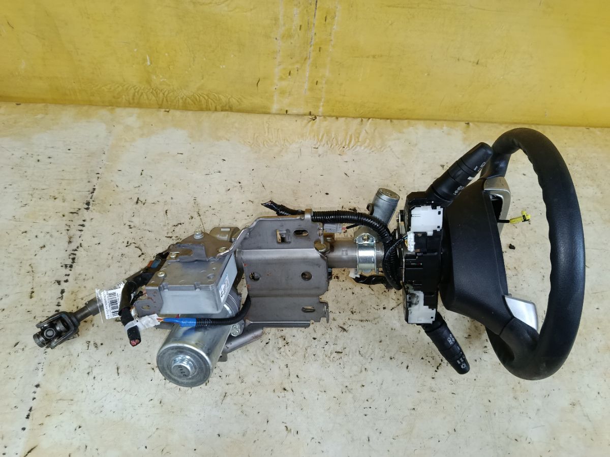 Рулевая колонка на Nissan Tiida C11 Фото 1