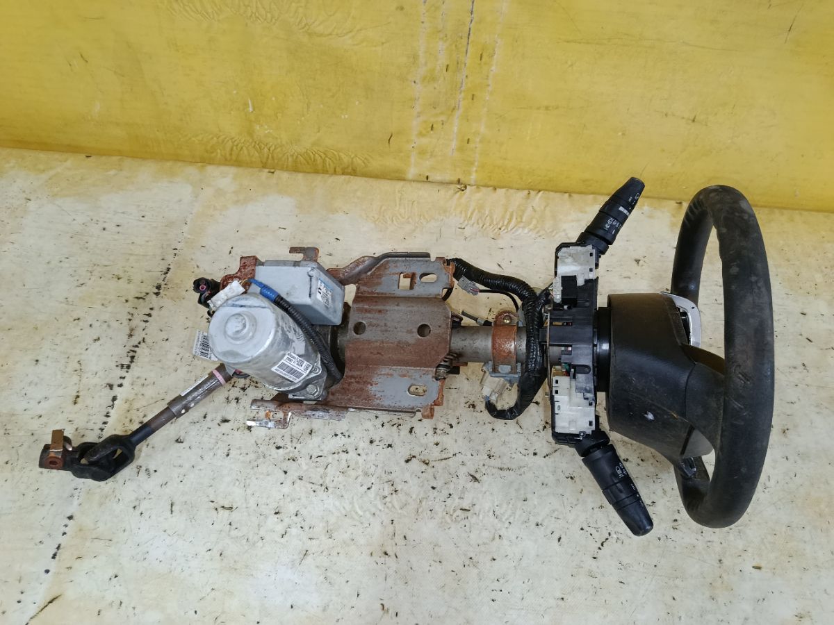 Рулевая колонка на Nissan Tiida C11 Фото 1