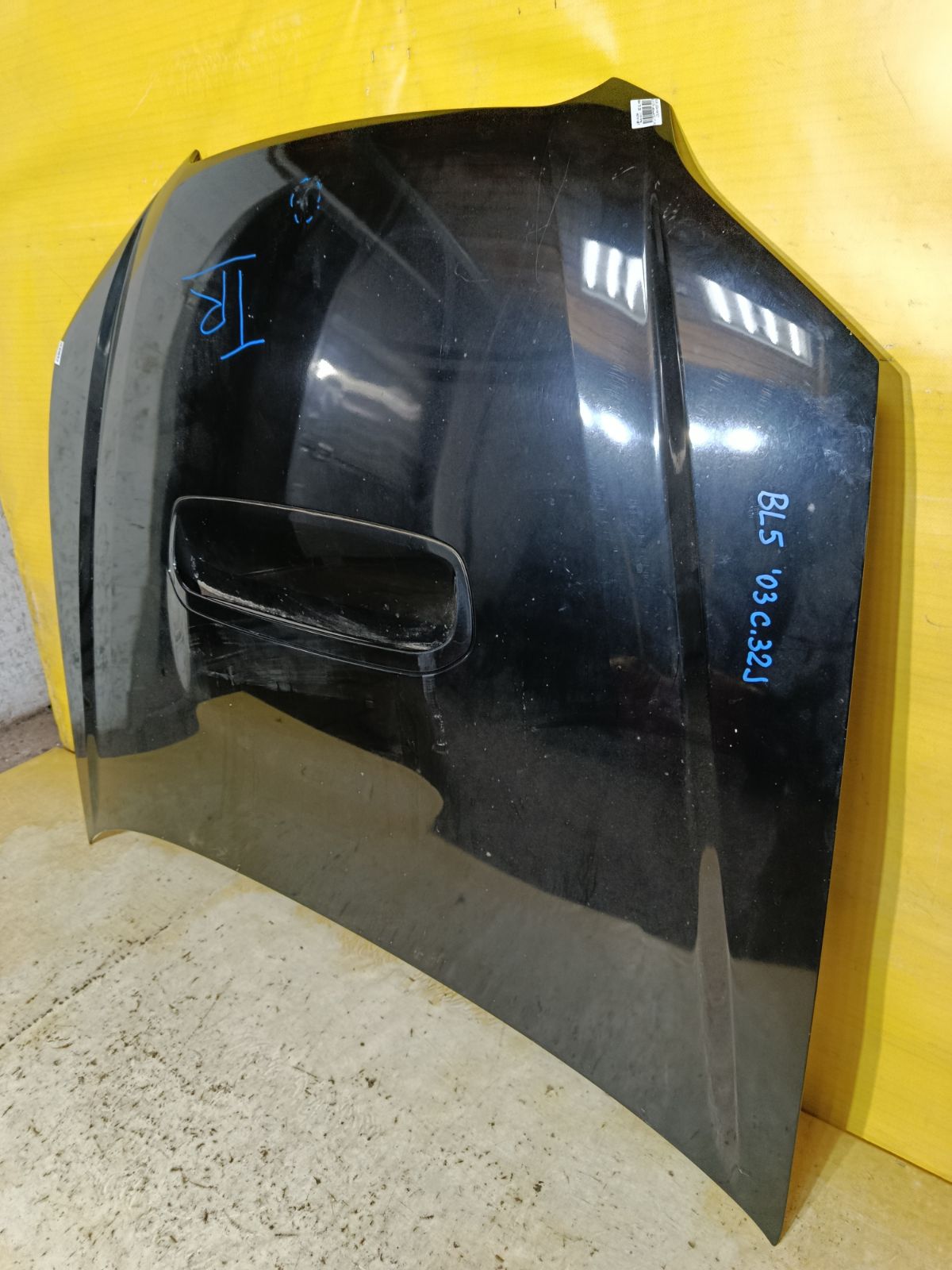 Капот на Subaru Legacy BL5 Фото 2