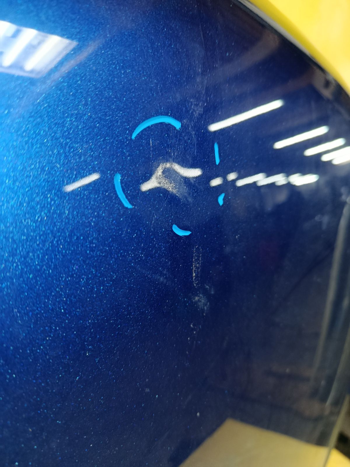 Капот на Subaru Legacy Wagon BH5 Фото 10