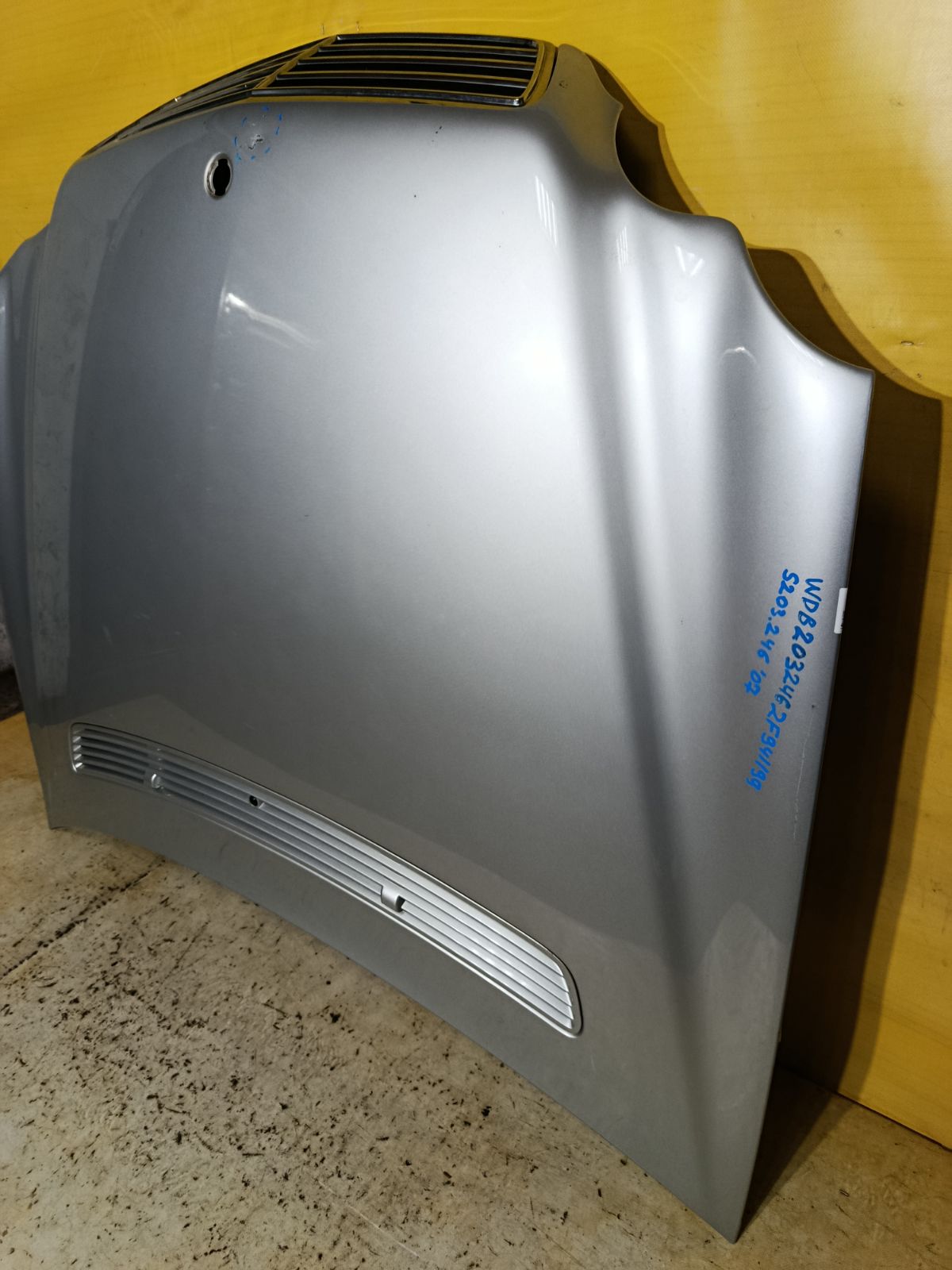 Капот A2038800157 на Mercedes-Benz C-Class Station Wagon S203.246 Фото 3