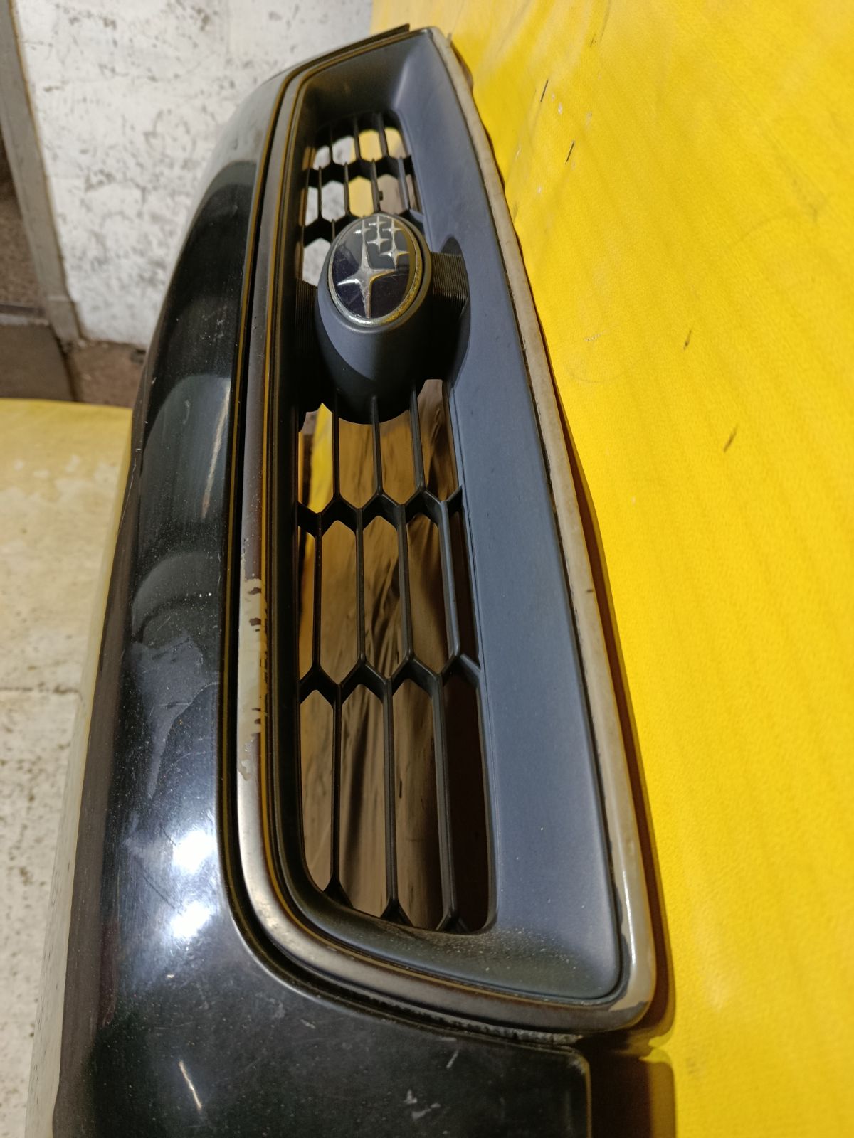 Капот на Subaru Legacy Wagon BH5 Фото 5