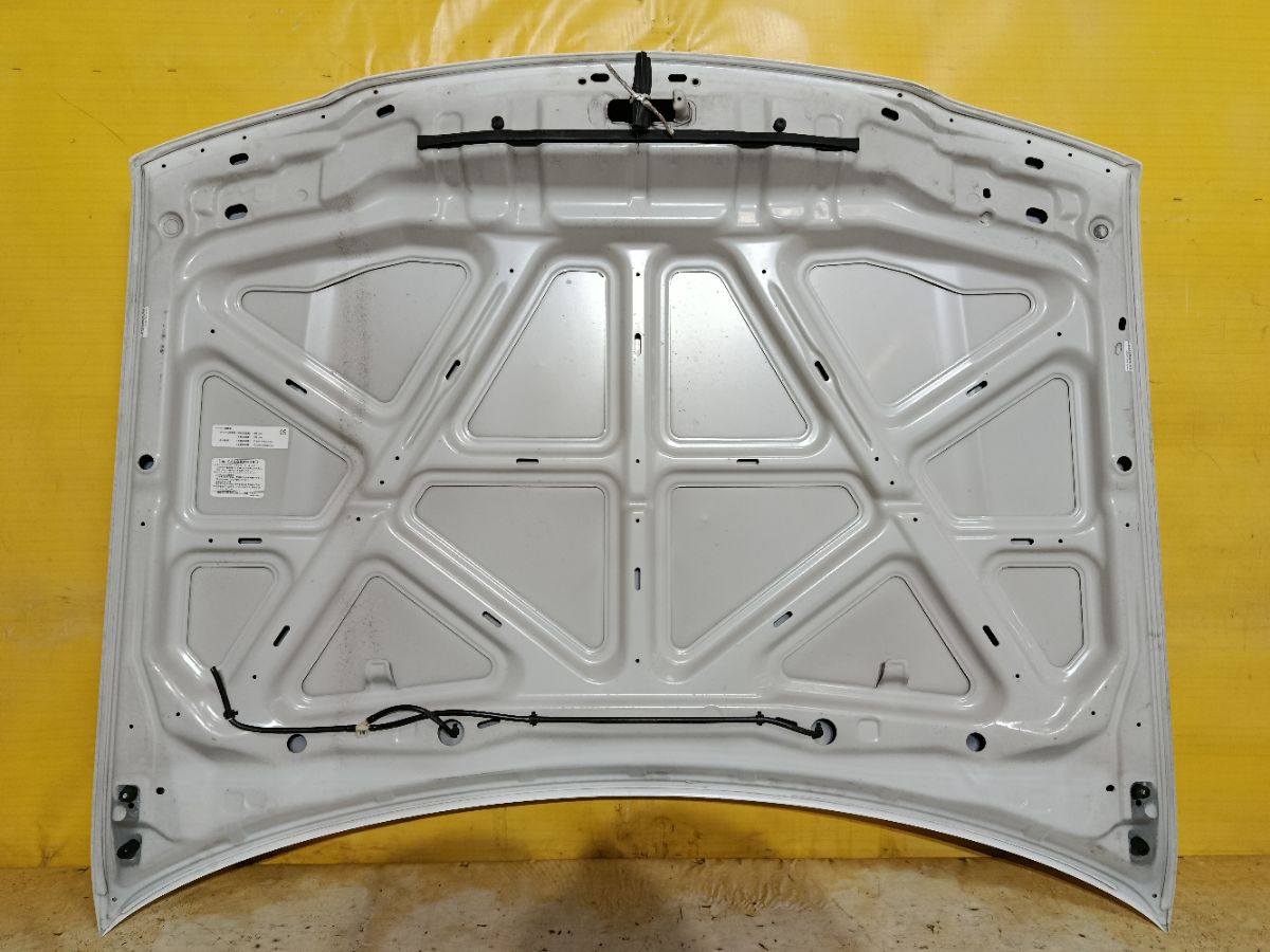 Капот F51004M4CM на Nissan Sunny FB15 Фото 7