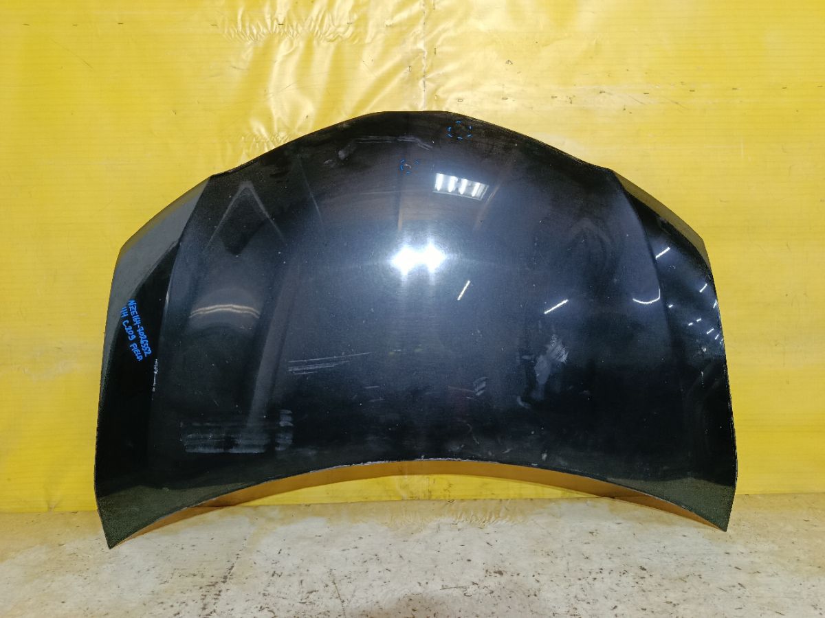 Капот на Toyota Corolla Fielder NZE164G Фото 1