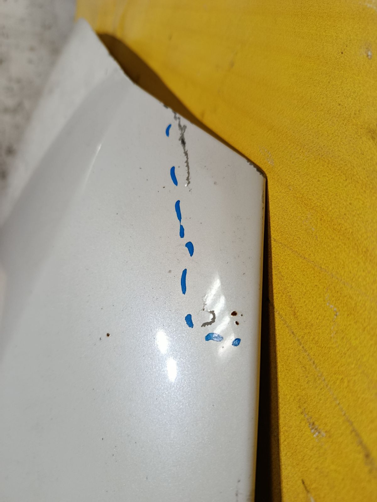 Капот на Mitsubishi Galant Fortis CX6A Фото 4