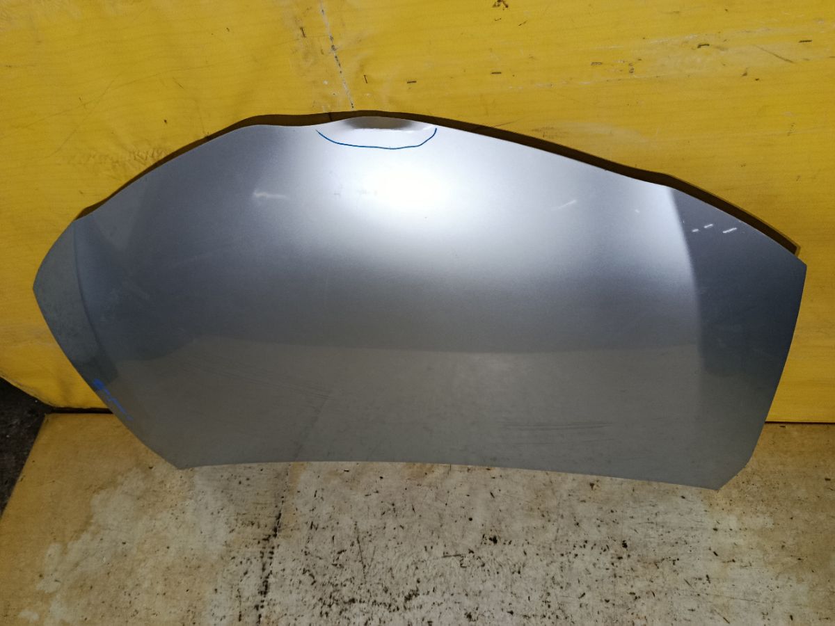 Капот на Toyota Corolla Axio NZE164 Фото 4