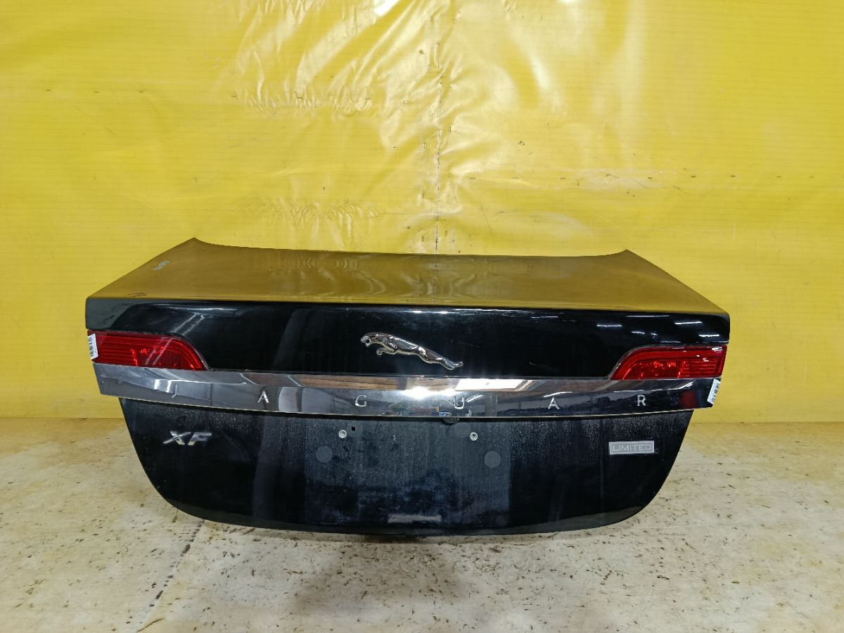 Крышка багажника на Jaguar Xf X250 Фото 1