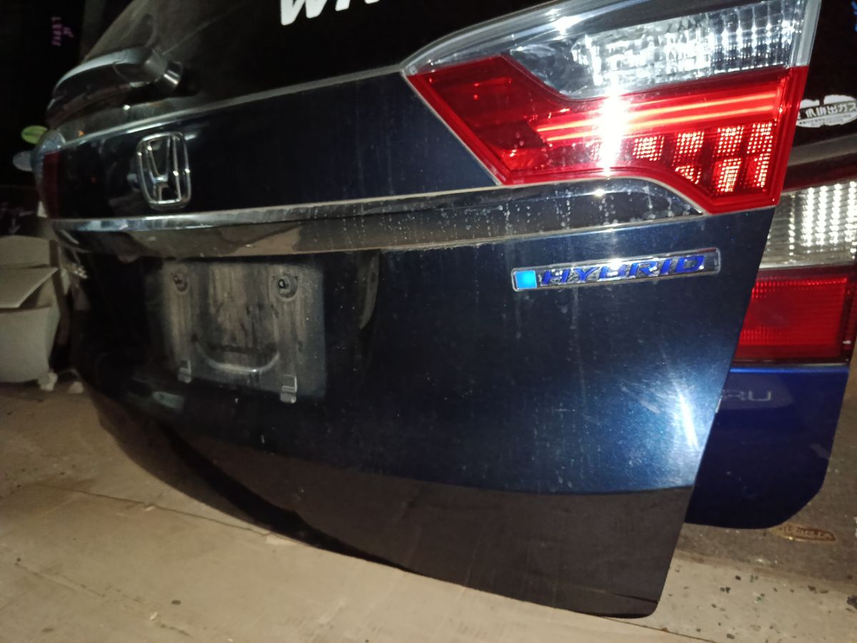 Дверь задняя W2504 W2504 на Honda Shuttle Hybrid GP7 Фото 10